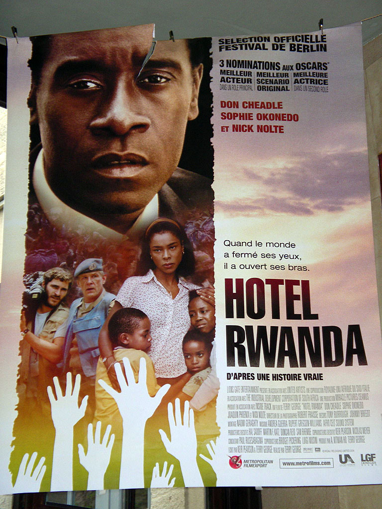 LoveScene#2_HotelRwanda1
